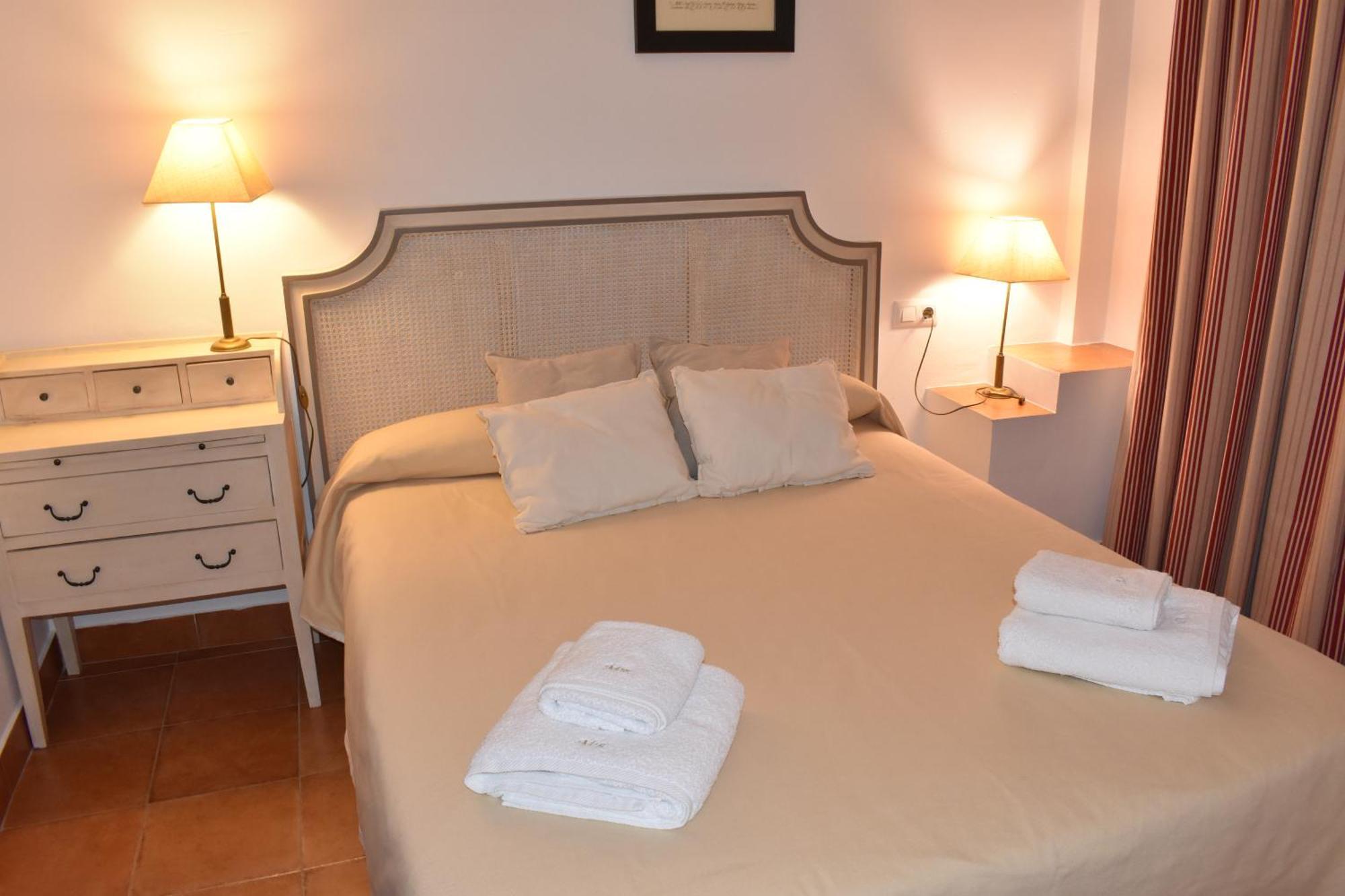 Casa Rural Almonaster La Real, Marques De Robledal ภายนอก รูปภาพ